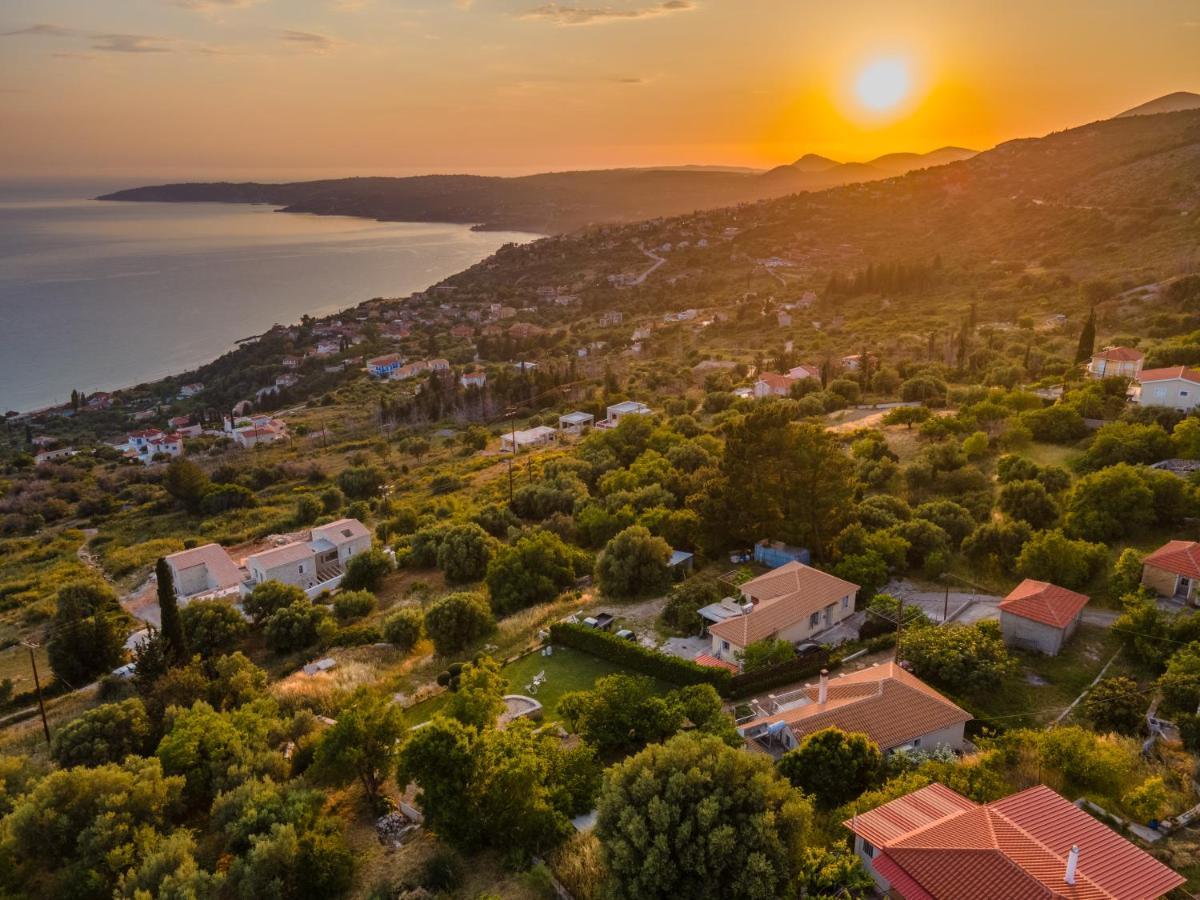 Lourdas Bay View Simotáta Eksteriør bilde